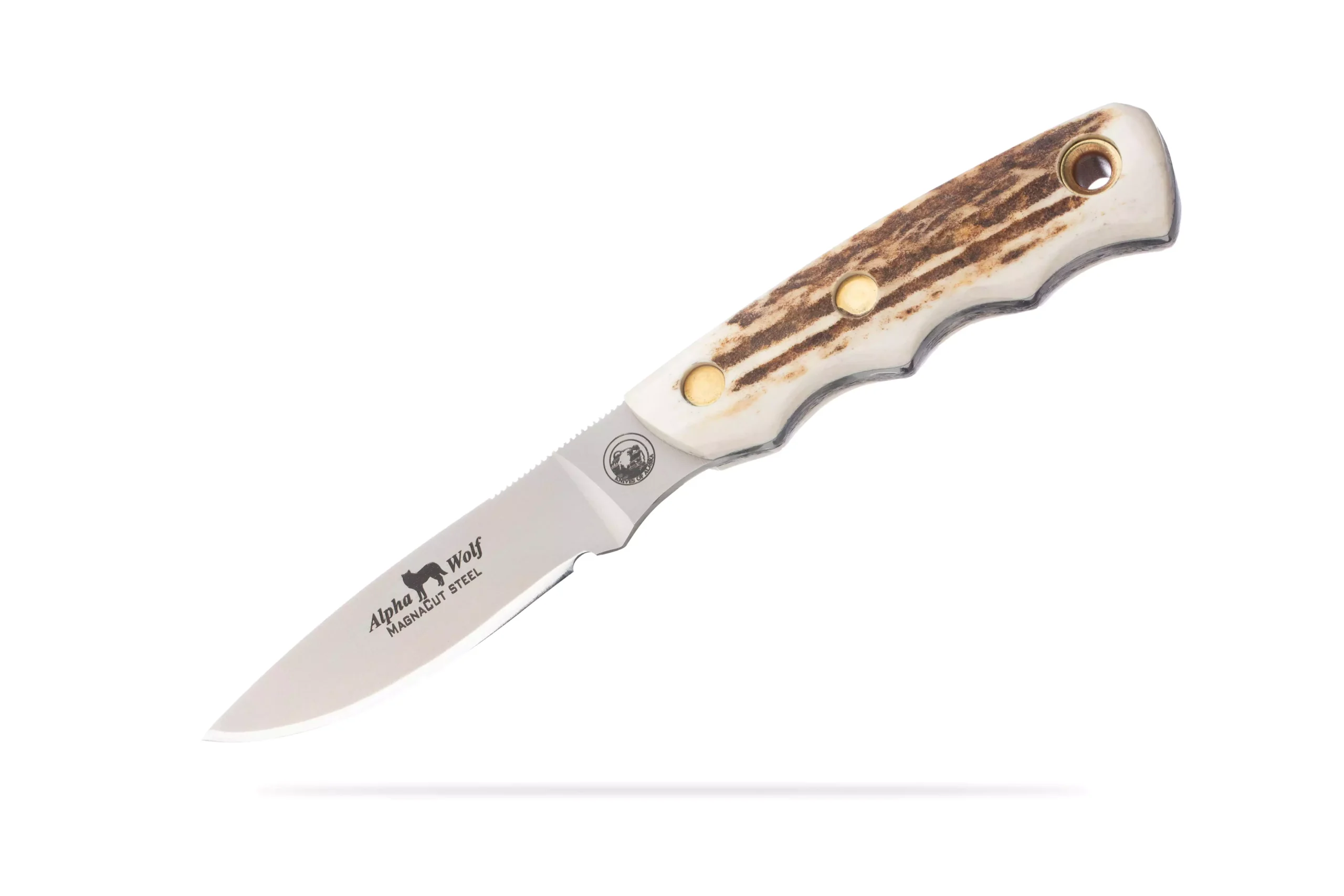 Alpha Wolf hunting knife with stag handle and Magnacut steel blade