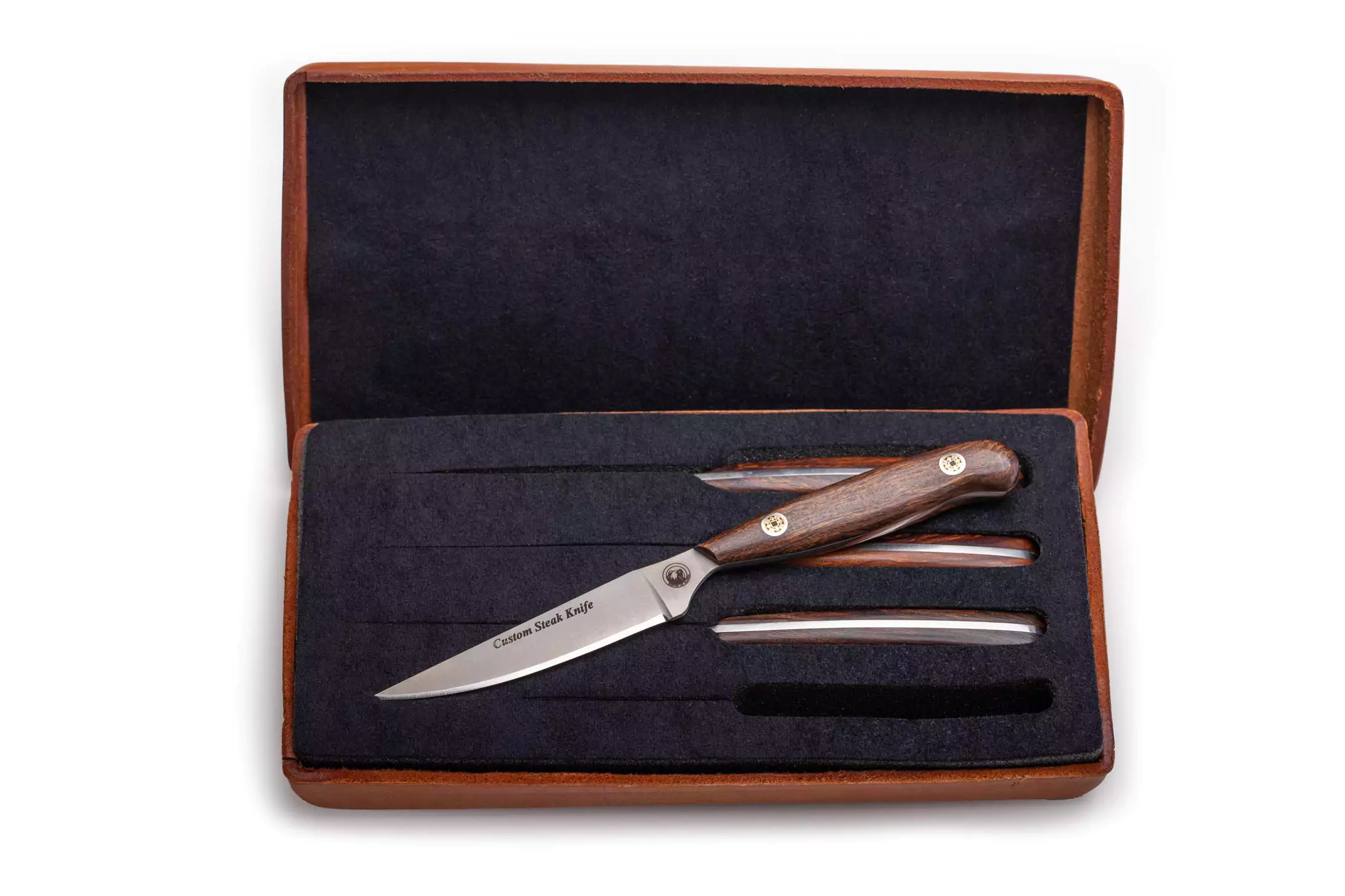 Steak knife set of 4 with ironwood handles in vegetable-tanned leather case